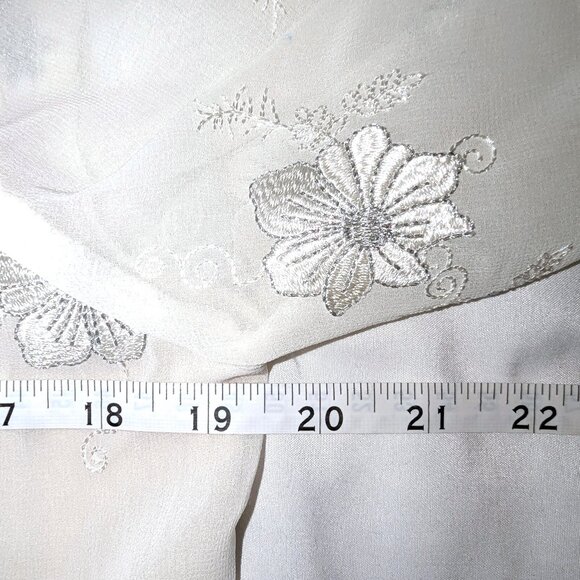 Show Me Your Mumu | Poet Metallic Embroidered Ivory Peasant Blouse | Size Medium - Picture 12 of 13